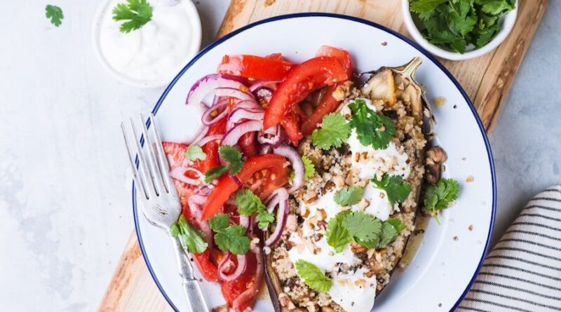 sliced tomatoes with ground pork